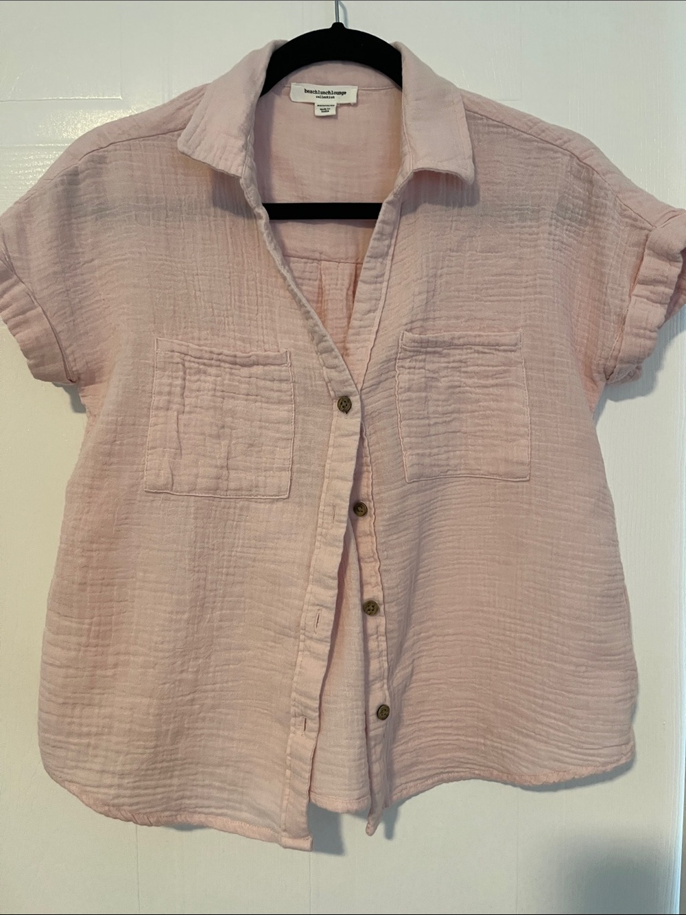 beachlunchlounge Blush Pink Short-Sleeve Button-Front Shirt